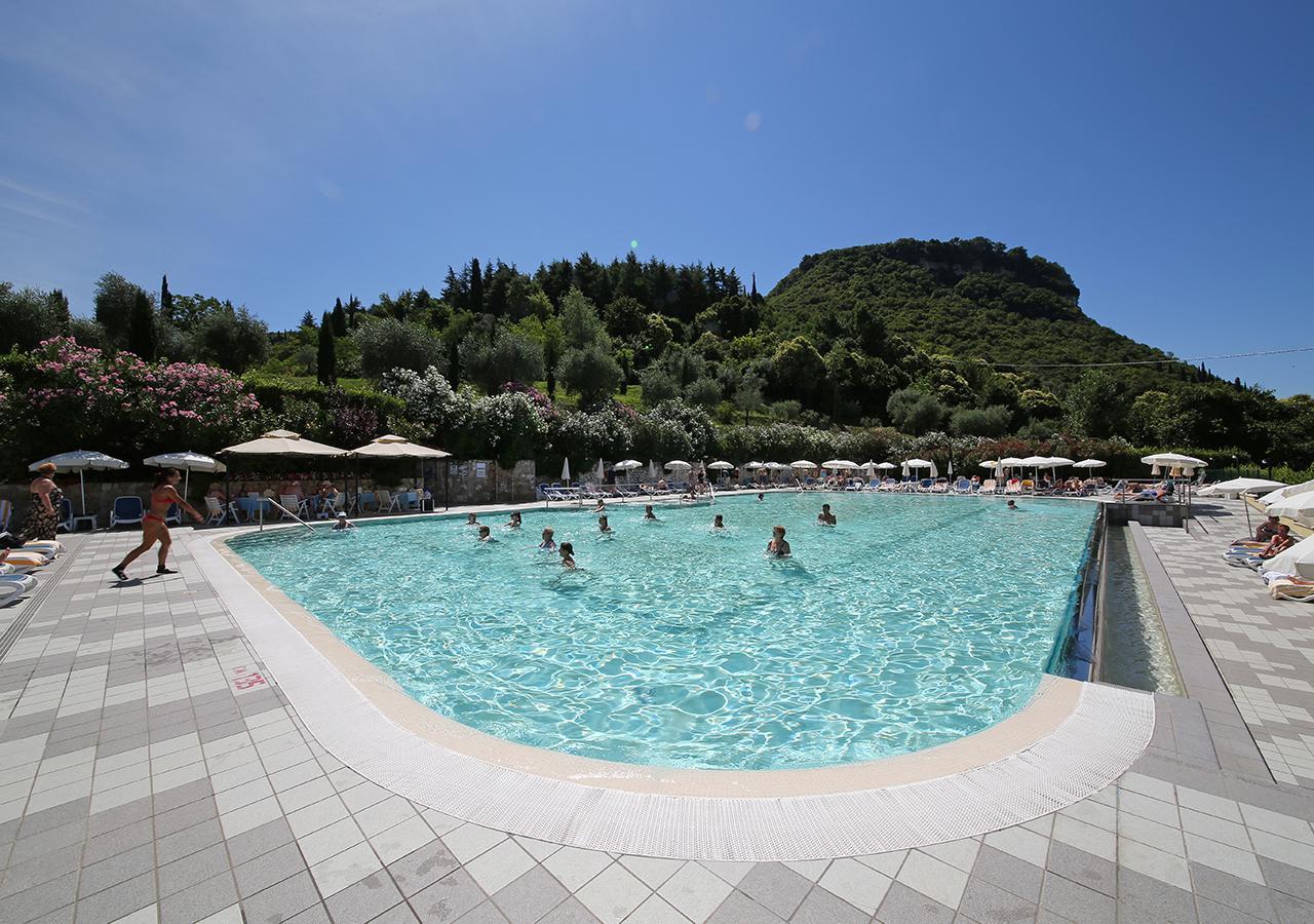 Hotel La Perla - Bike Hotel Гарда Экстерьер фото