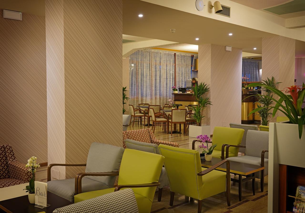 Hotel La Perla - Bike Hotel Гарда Экстерьер фото